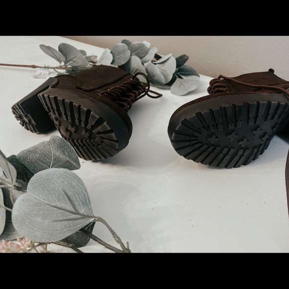 Brown Pleather Heels - Picture 3 of 3